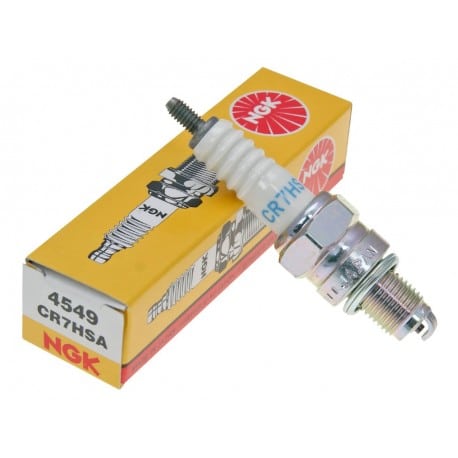 CR7HSA SPARK PLUG