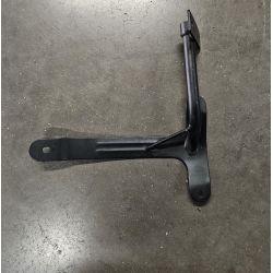 LEFT REAR MUDGUARD BRACKET