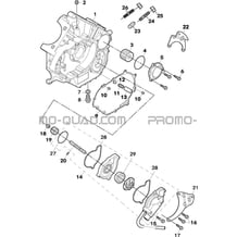 CARTER GAUCHE   POMPE A EAU pour Hytrack Toutes les cylindrées Toutes les années HY850S